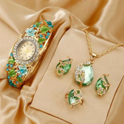 طقم ساعة كوارتز نسائية فاخر