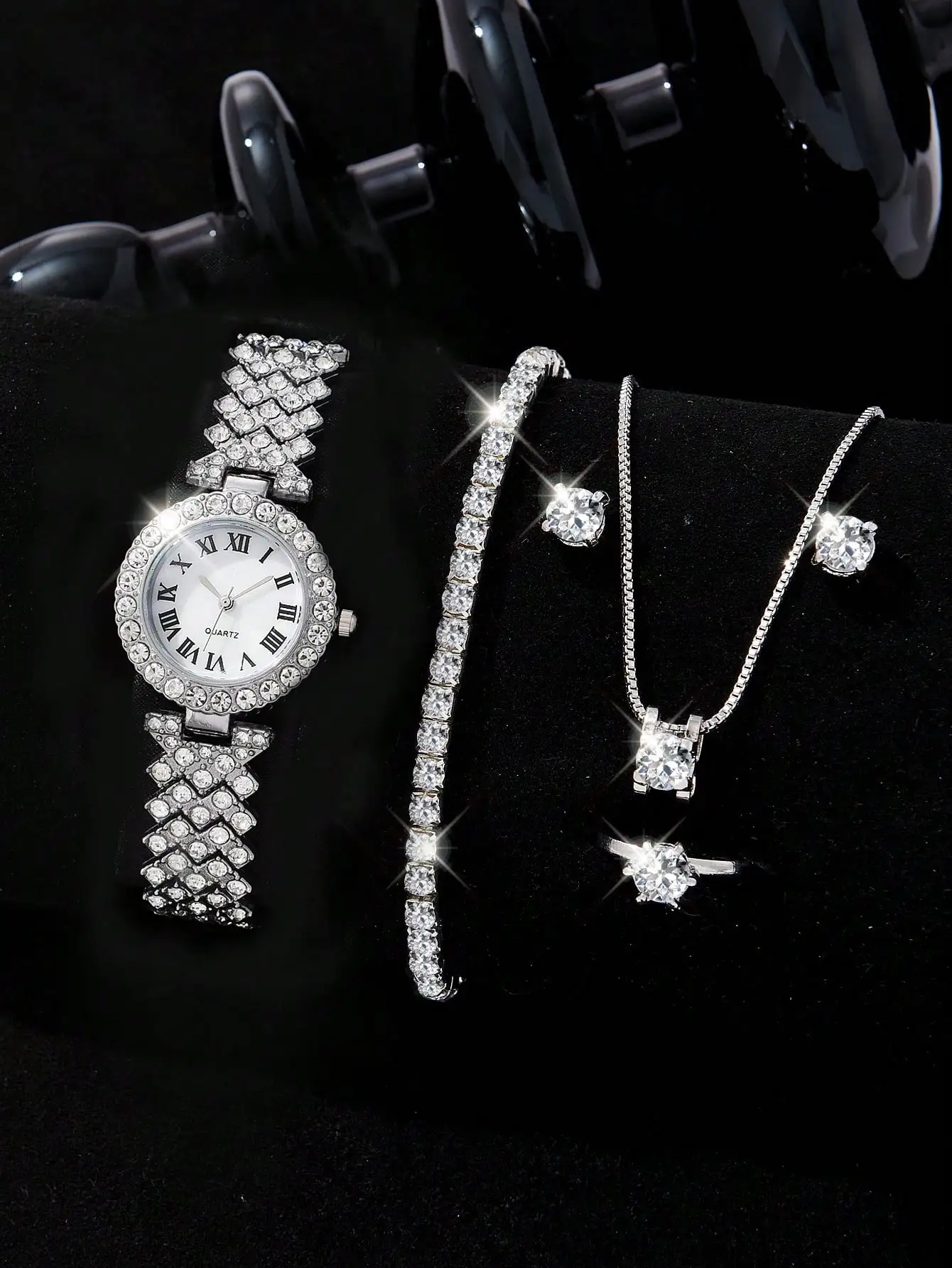 طقم ساعات نسائية فاخر – 5 قطع